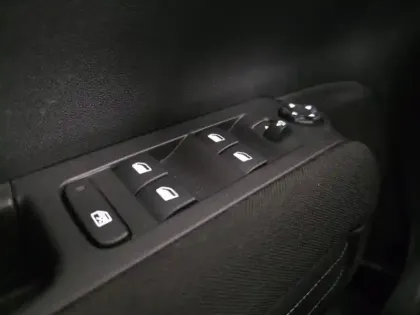 Photo 12 Citroën C3 Aircross  PureTech 130ch S&S Shine EAT6