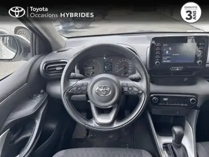 Photo 8 Toyota Yaris  116h Dynamic 5p MY22