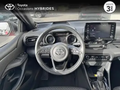 Photo 8 Toyota Yaris  116h Première 5p
