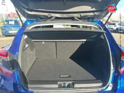 Photo 13 Renault Captur  1.6 E-Tech hybride 145ch Intens -21 Camera GPS