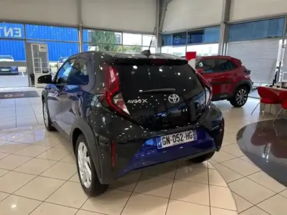 Photo 9 Toyota Aygo  X 1.0 VVT-i 72ch Air Design S-CVT