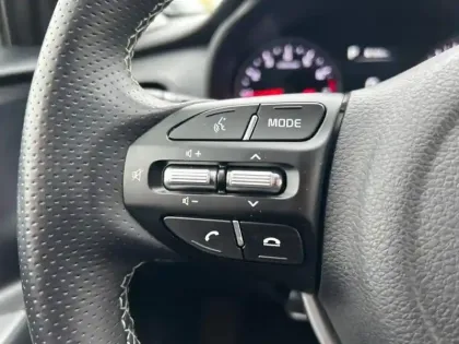 Photo 12 Kia Stonic  1.0 T-GDi 120ch MHEV GT Line DCT7