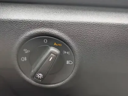 Photo 6 Volkswagen T-roc Gén. I Ph2 Life Plus 5