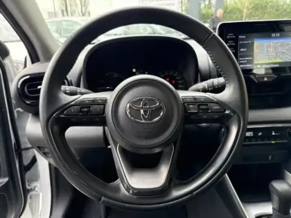 Photo 5 Toyota Yaris  116h Dynamic Business 5p + Programme Beyond Zero Academy MY22