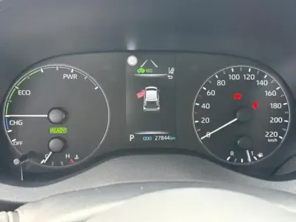 Photo 7 Toyota Yaris  116h Dynamic Business 5p + Programme Beyond Zero Academy MY22