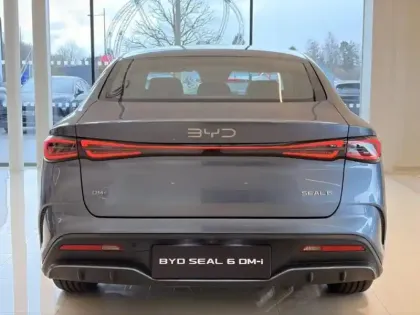 Photo 5 BYD Seal  6 1.5 DM-i 184ch Boost