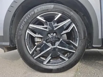 Photo 7 Peugeot 5008  Hybrid 145ch Allure e-DCS6