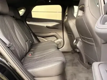 Photo 14 BYD Sealion 7  530ch - 91,3 kWh Excellence AWD