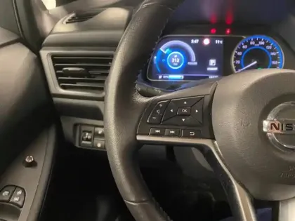 Photo 11 Nissan Leaf  150ch 40kWh Acenta 22