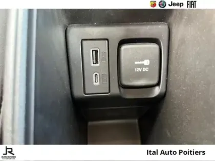 Photo 14 Abarth 500  e 155ch 42kWh  4cv (PRIME CEE COUP DE POUCE -5600 EUROS DEDUITE)