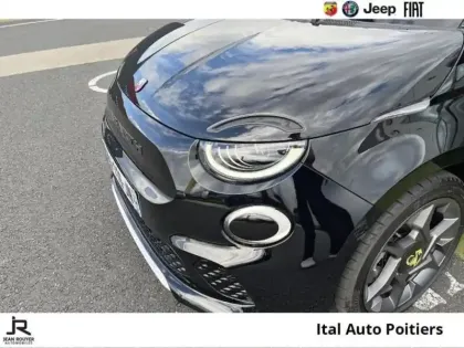 Photo 13 Abarth 500  e 155ch 42kWh  4cv (PRIME CEE COUP DE POUCE -5600 EUROS DEDUITE)