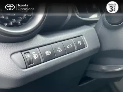 Photo 14 Toyota C-HR  2.0 Hybride Rechargeable 225ch Graphic MY26