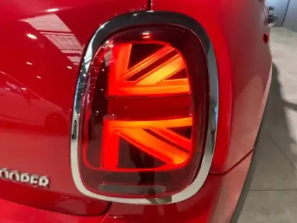 Photo 5 Mini Mini  5 Portes Cooper 136ch Edition Premium BVA7