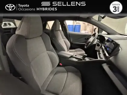 Photo 5 Toyota C-HR  1.8 Hybride 140ch Graphic MY26