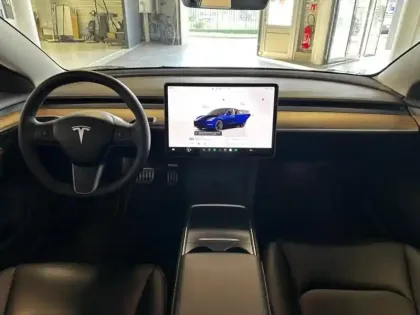 Photo 8 Tesla Model 3  Performance PUP AWD Upgrade MY22