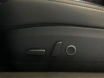 Photo 14 Tesla Model 3  Performance PUP AWD Upgrade MY22