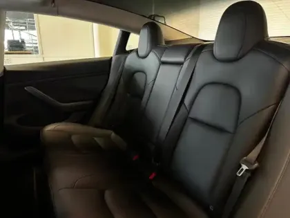 Photo 6 Tesla Model 3  Performance PUP AWD Upgrade MY22