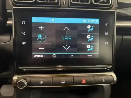 Photo 12 Citroën C3  1.2 PureTech 110ch S&S Shine EAT6