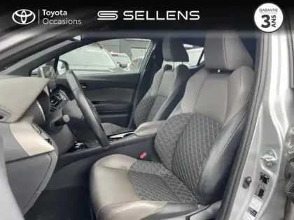 Photo 10 Toyota C-HR  122h Distinctive 2WD E-CVT MY22