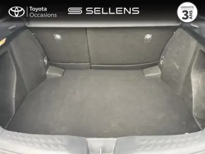 Photo 9 Toyota C-HR  122h Distinctive 2WD E-CVT MY22