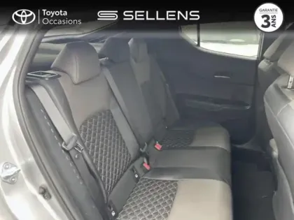 Photo 6 Toyota C-HR  122h Distinctive 2WD E-CVT MY22