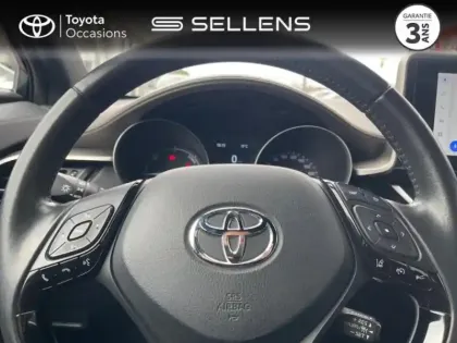 Photo 12 Toyota C-HR  122h Distinctive 2WD E-CVT MY22