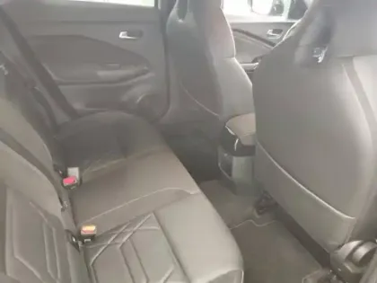 Photo 12 Nissan Juke  1.6 Hybrid 143ch N-Design 2023.5