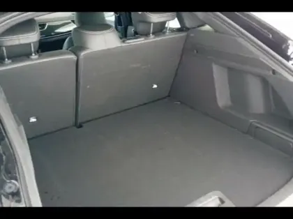 Photo 6 Renault Arkana  1.6 E-Tech hybride 145ch Engineered -22