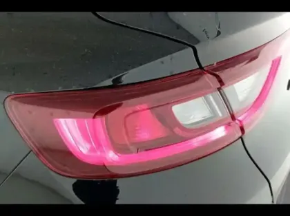 Photo 5 Renault Arkana  1.6 E-Tech hybride 145ch Engineered -22