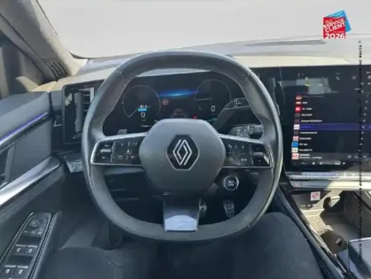 Photo 11 Renault Austral  1.2 E-Tech full hybrid 200ch Iconic esprit Alpine- 24