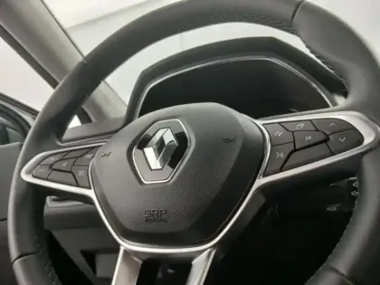 Photo 14 Renault Captur  1.3 TCe mild hybrid 140ch Techno