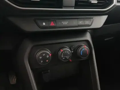 Photo 12 Dacia Sandero  1.0 SCe 65ch Essential