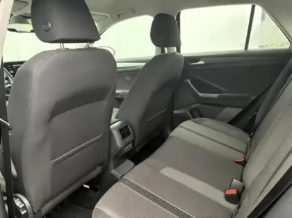 Photo 6 Volkswagen T-roc  1.0 TSI 110ch Life