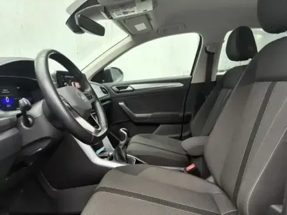 Photo 13 Volkswagen T-roc  1.0 TSI 110ch Life