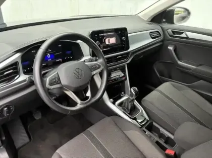 Photo 14 Volkswagen T-roc  1.0 TSI 110ch Life