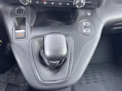 Photo 11 Opel Combo  Cargo M 650kg 110ch S&S Pack Premium Connect