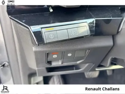 Photo 14 Renault Austral  1.3 TCe mild hybrid 160ch Evolution auto - 24