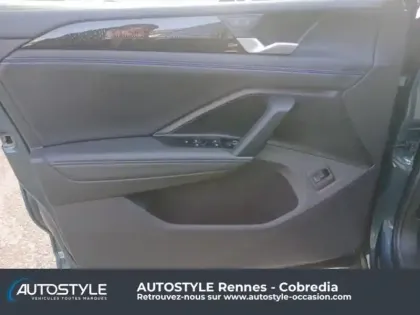 Photo 13 Volkswagen Tiguan  1.5 eTSI 150ch R-Line DSG7