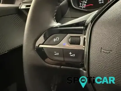 Photo 12 Peugeot 208  1.2 100ch S&S Style