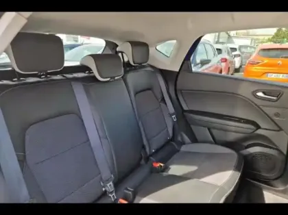 Photo 10 Renault Captur  1.6 E-Tech hybride 145ch Intens -21