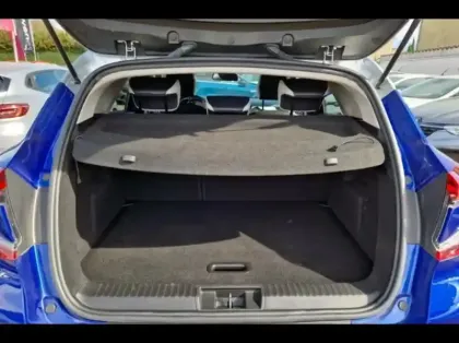 Photo 11 Renault Captur  1.6 E-Tech hybride 145ch Intens -21