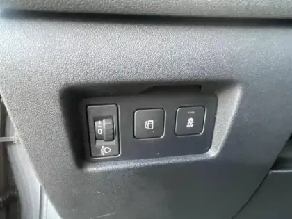 Photo 11 Citroën C4  PureTech 110ch Live