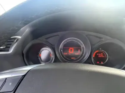 Photo 14 Citroën C4  PureTech 110ch Live