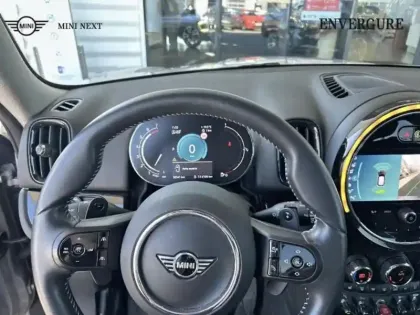 Photo 15 Mini Countryman Gén. II (F60) Ph2 Essential 5