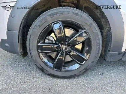 Photo 17 Mini Countryman Gén. II (F60) Ph2 Essential 5