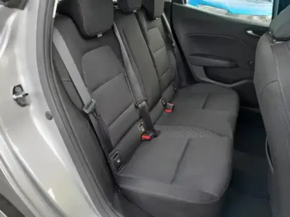 Photo 22 Renault Clio Gén. V (BJA) Ph1 Business 5