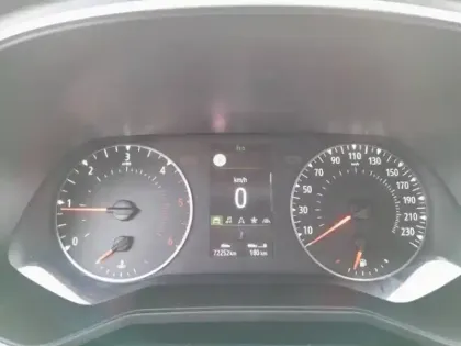 Photo 24 Renault Clio Gén. V (BJA) Ph1 Business 5