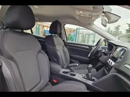 Photo 9 Renault Megane  1.5 Blue dCi 115ch Evolution