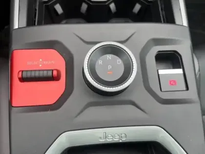 Photo 12 Jeep Compass  Electrique 213ch 157kw First Edition