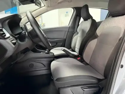 Photo 10 Renault Clio  1.0 TCe 90ch Evolution - 24